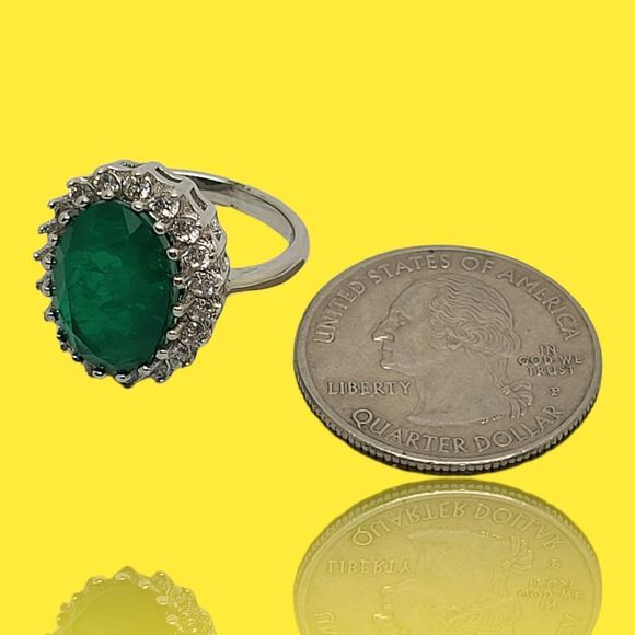 18KWG Plated 925 Sterling Silver Oval Created Emerald Halo Ring Size 6.5 - Picture 3 of 7